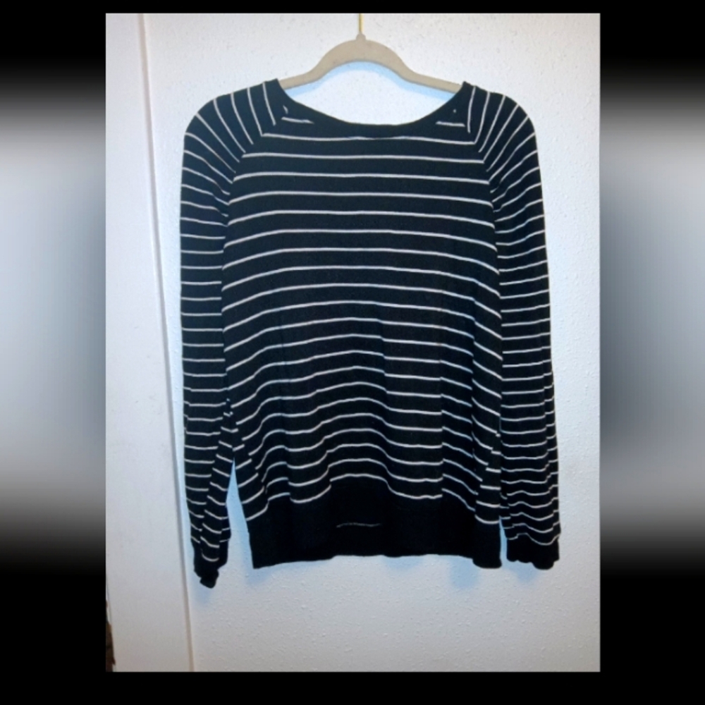 Maurices Women's Long Sleeve Stripe Top M
